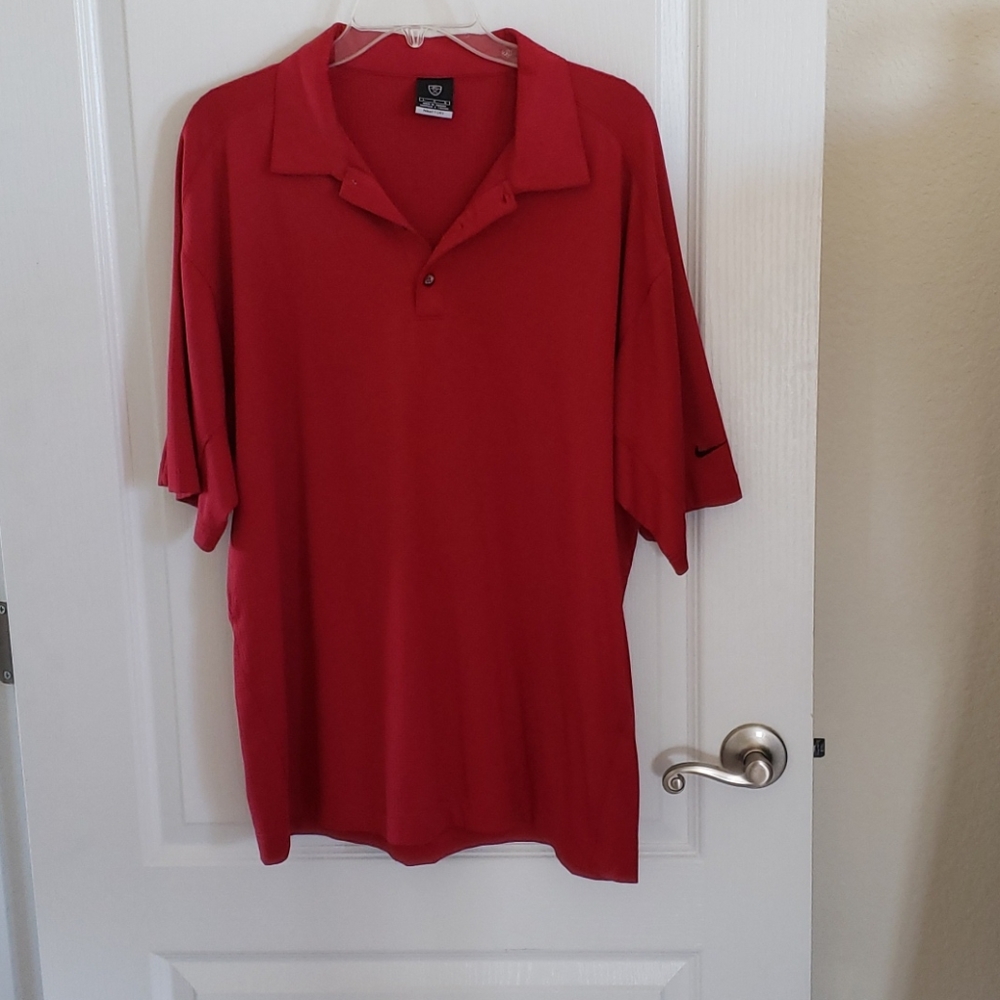 Nike fit dry shirt